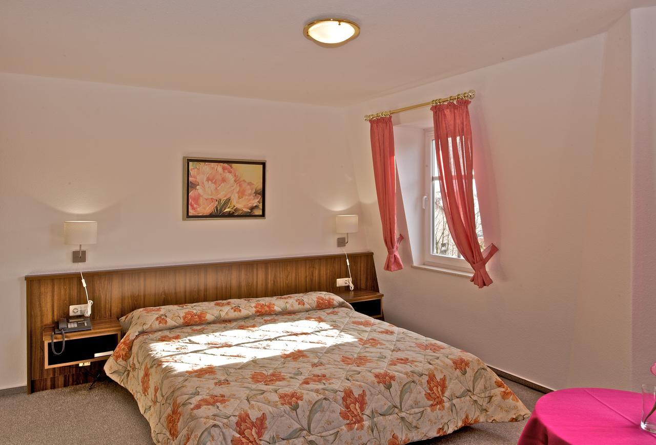 Hotel Weberhof Zittau Bagian luar foto