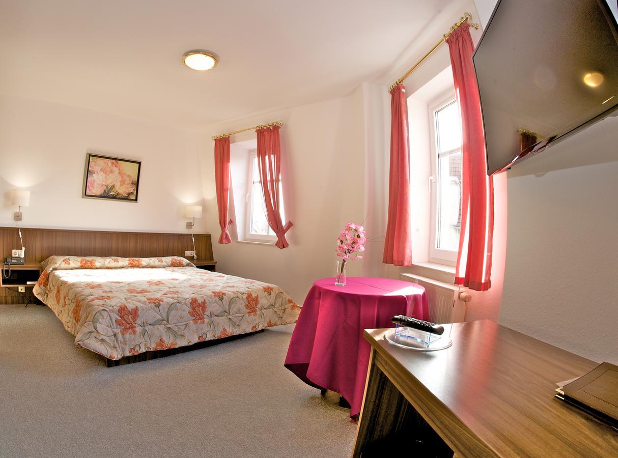 Hotel Weberhof Zittau Bagian luar foto